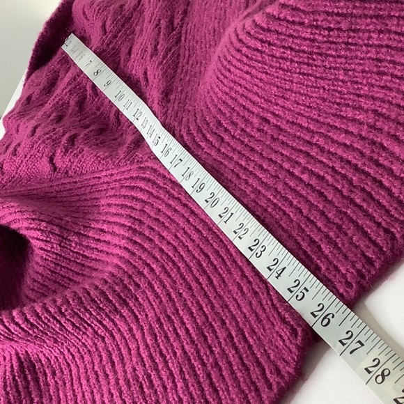 Tanami Fuchsia Pink Sweater OS - Picture 8 of 10